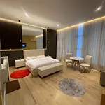 Luxury Jacuzzi Suite- Astir,tirana Apartmán Tirana