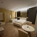 Luxury Jacuzzi Suite- Astir,tirana