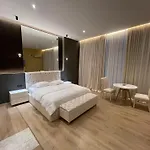 Luxury Jacuzzi Suite- Astir,tirana