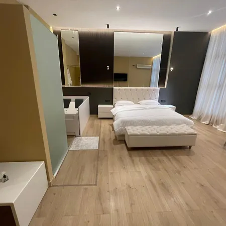 Luxury Jacuzzi Suite- Astir,tirana * Tirana