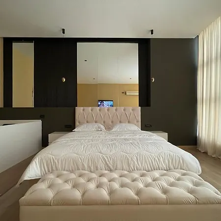 Luxury Jacuzzi Suite- Astir,tirana * Τίρανα