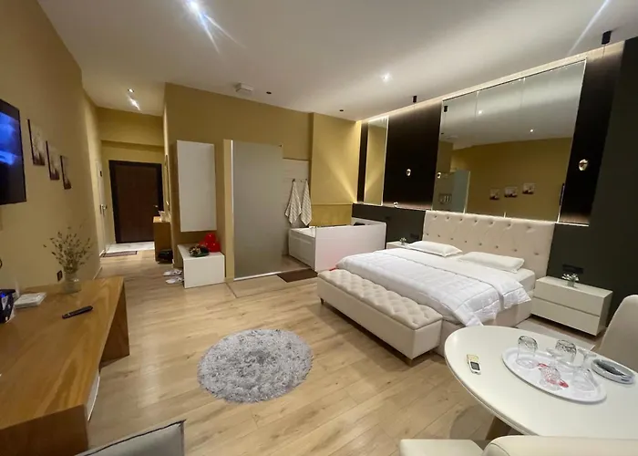 Appartement Luxury Jacuzzi Suite- Astir,tirana