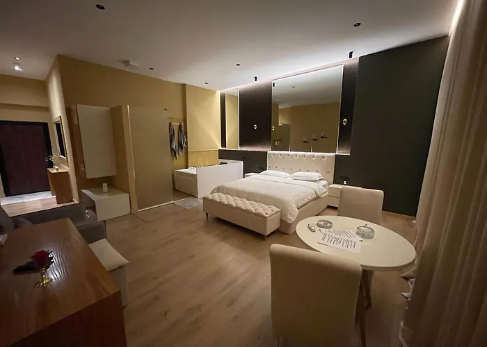 Appartement Luxury Jacuzzi Suite- Astir,tirana *