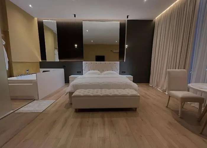 Appartement Luxury Jacuzzi Suite- Astir,tirana *